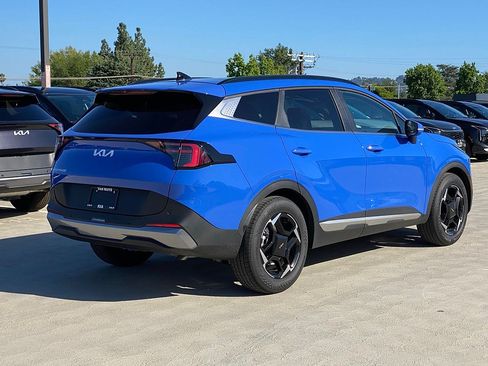 New 2026 Kia Sportage EX w/ EX Panorama Roof Package FWD image 3