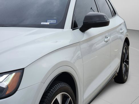 Used 2022 Audi SQ5 Prestige w/ Prestige Package image 5