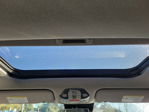 Certified 2026 Kia EV9 Light image 21