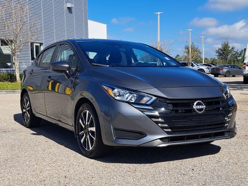 Certified 2024 Nissan Versa SV w/ Trunk Package image 3
