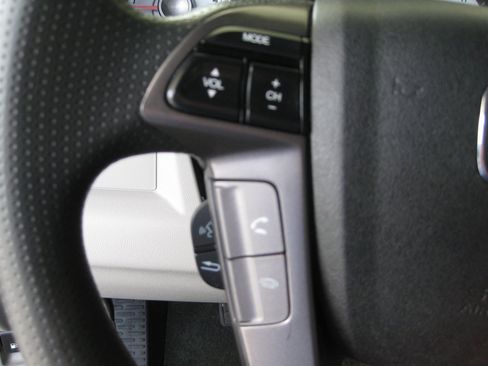 Used 2014 Honda Pilot LX image 11