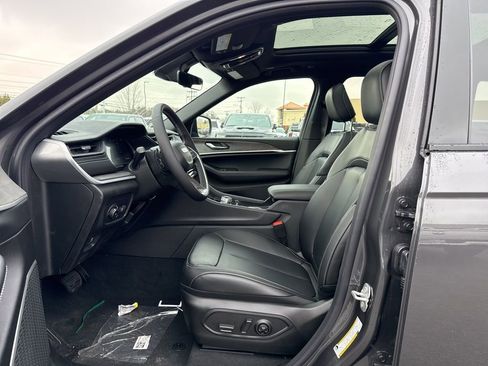 New 2026 Jeep Grand Cherokee Limited AWD/4WD image 19