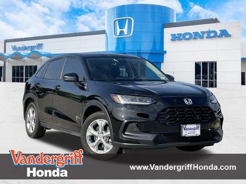 Used 2025 Honda HR-V LX image 1
