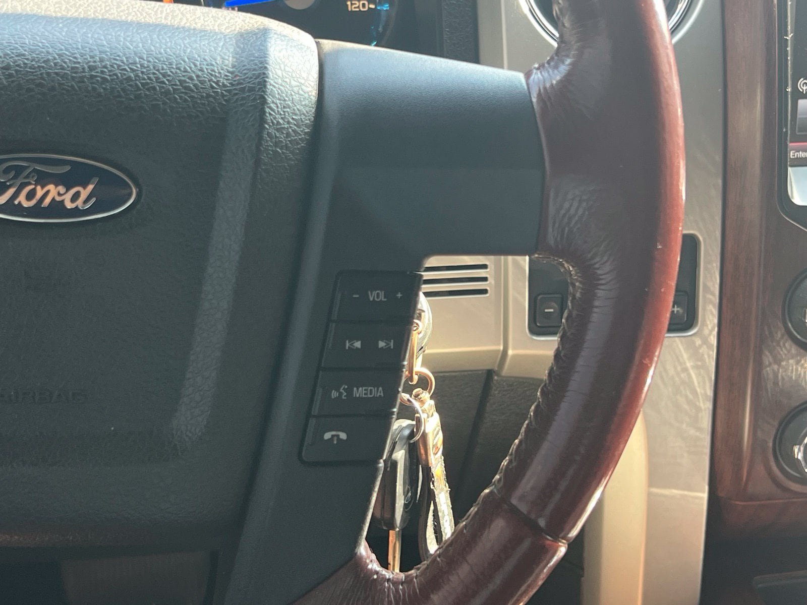Used 2013 Ford F150 King Ranch w/ King Ranch Luxury Pkg RWD image 30