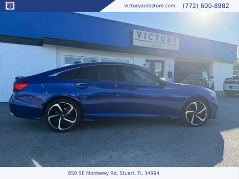 Used 2019 Honda Accord Sport image 2