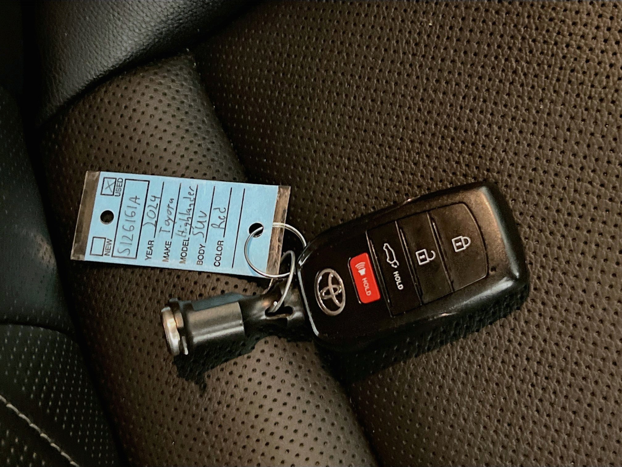 Used 2024 Toyota Highlander Platinum AWD/4WD image 36