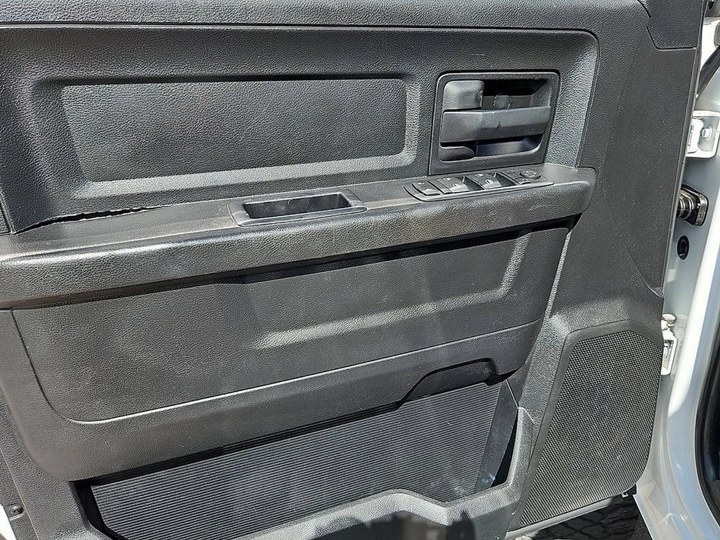 Used 2016 RAM 1500 4x4 Crew Cab w/ Protection Group image 19