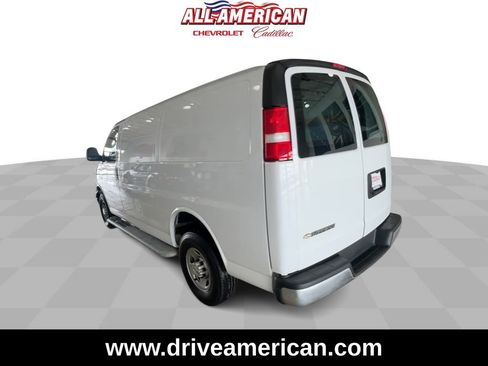 Used 2023 Chevrolet Express 2500 w/ Driver Convenience Package image 6