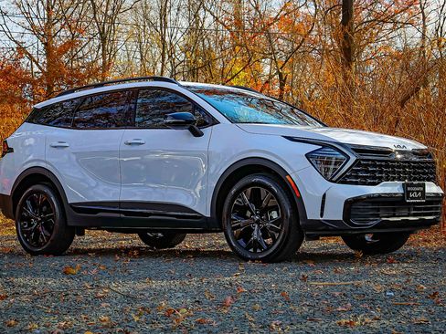 Certified 2025 Kia Sportage X-Line image 18