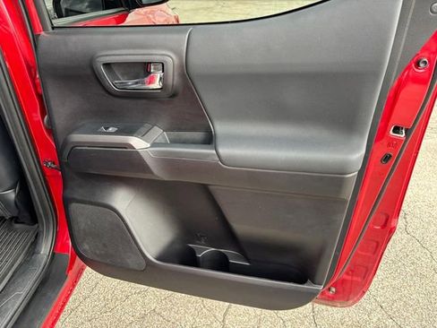 Used 2020 Toyota Tacoma TRD Sport w/ TRD Premium Sport Package image 14