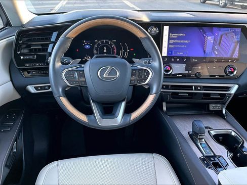 Used 2024 Lexus RX 350 Premium image 5