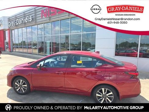 Certified 2025 Nissan Versa SV w/ Trunk Package FWD image 1