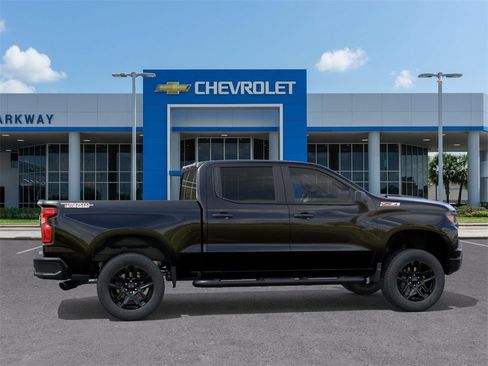 New 2026 Chevrolet Silverado 1500 Custom Trail Boss w/ Turbomax Blackout Package image 5