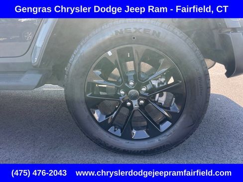 Certified 2025 Jeep Wrangler Unlimited Sahara AWD/4WD image 12