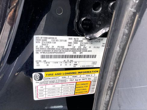 Used 2023 Ford Expedition Limited image 32