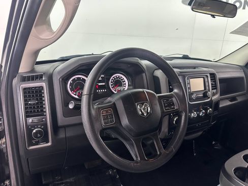 Used 2018 RAM 1500 Express w/ Express Value Package AWD/4WD image 16