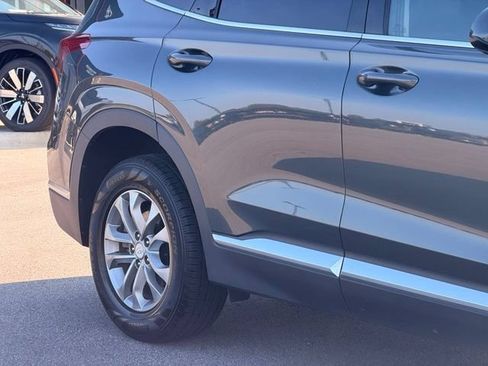 Used 2020 Hyundai Santa Fe SEL FWD image 5
