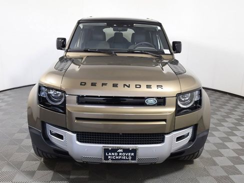 Used 2020 Land Rover Defender 110 First Edition image 10