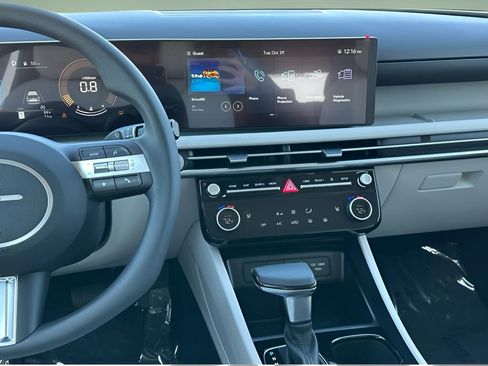 Used 2025 Hyundai Tucson SEL image 18