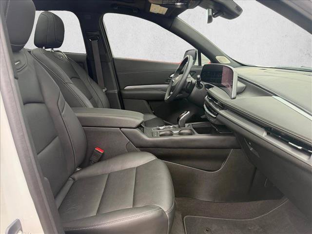 Used 2024 Cadillac XT4 Premium Luxury FWD image 24