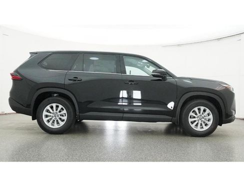 New 2026 Toyota Grand Highlander XLE image 27