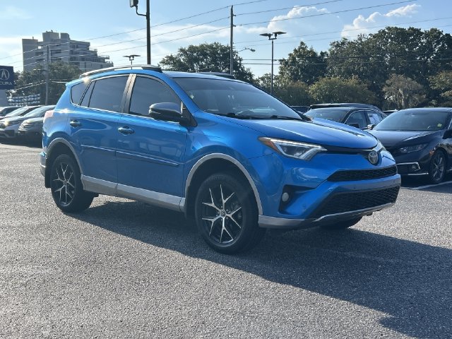 Used 2017 Toyota RAV4 SE FWD image 8
