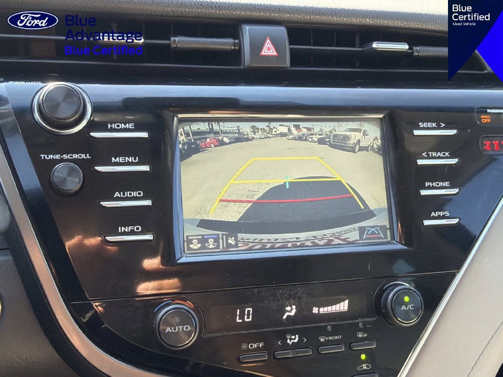 Used 2018 Toyota Camry SE w/ Moonroof Package FWD image 27