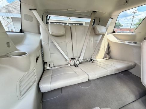 Used 2017 Cadillac Escalade Luxury AWD/4WD image 54
