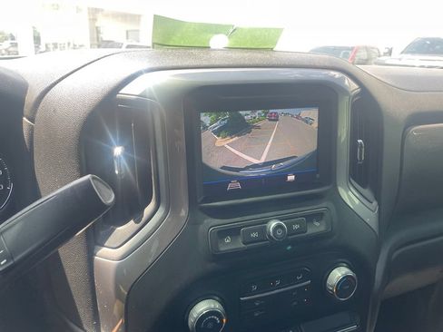 Used 2022 Chevrolet Silverado 1500 Custom AWD/4WD image 16