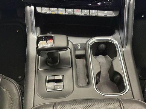 Used 2024 GMC Sierra 1500 Denali image 11