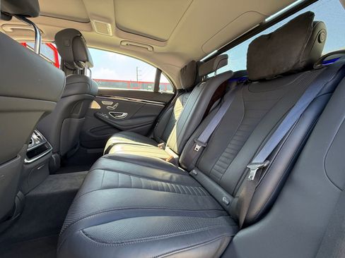 Used 2020 Mercedes-Benz S 560 4MATIC Sedan image 13