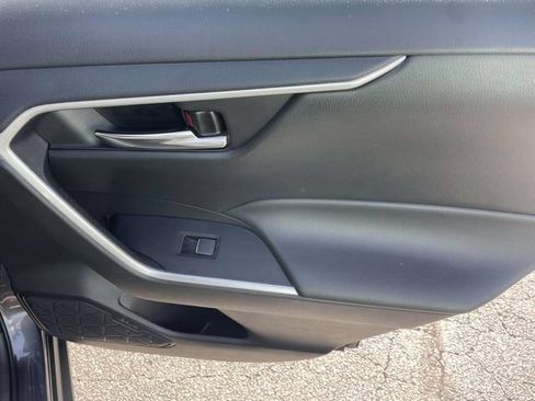 Used 2024 Toyota RAV4 XLE FWD image 15