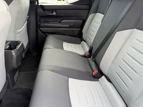 Used 2025 Toyota Tacoma TRD Off-Road image 30