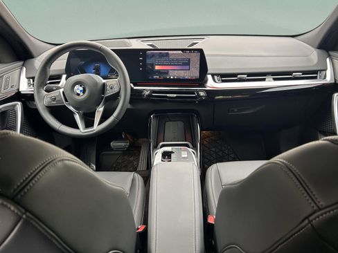 Used 2026 BMW X2 xDrive28i w/ Technology Package AWD/4WD image 8
