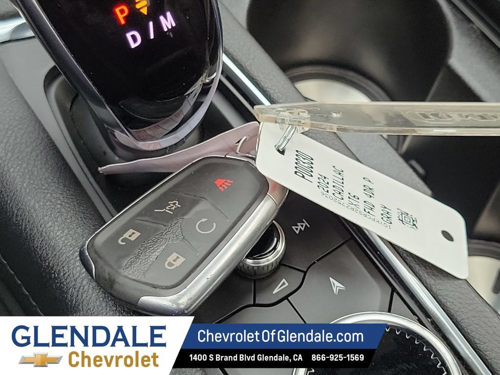 Used 2024 Cadillac XT6 Premium Luxury FWD image 37