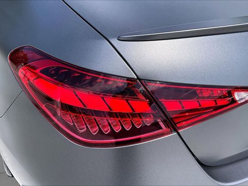 Used 2023 Mercedes-Benz C 300 Sedan image 28
