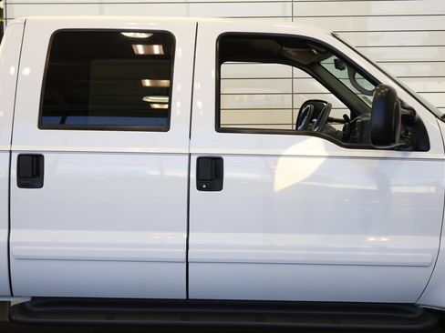 Used 2001 Ford F350 Lariat image 51