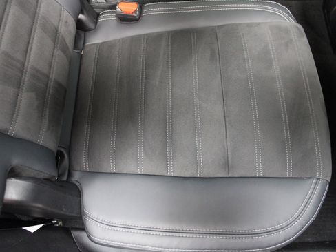 Used 2023 Mitsubishi Outlander SE image 20