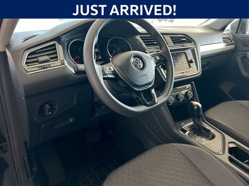 Used 2020 Volkswagen Tiguan S image 13
