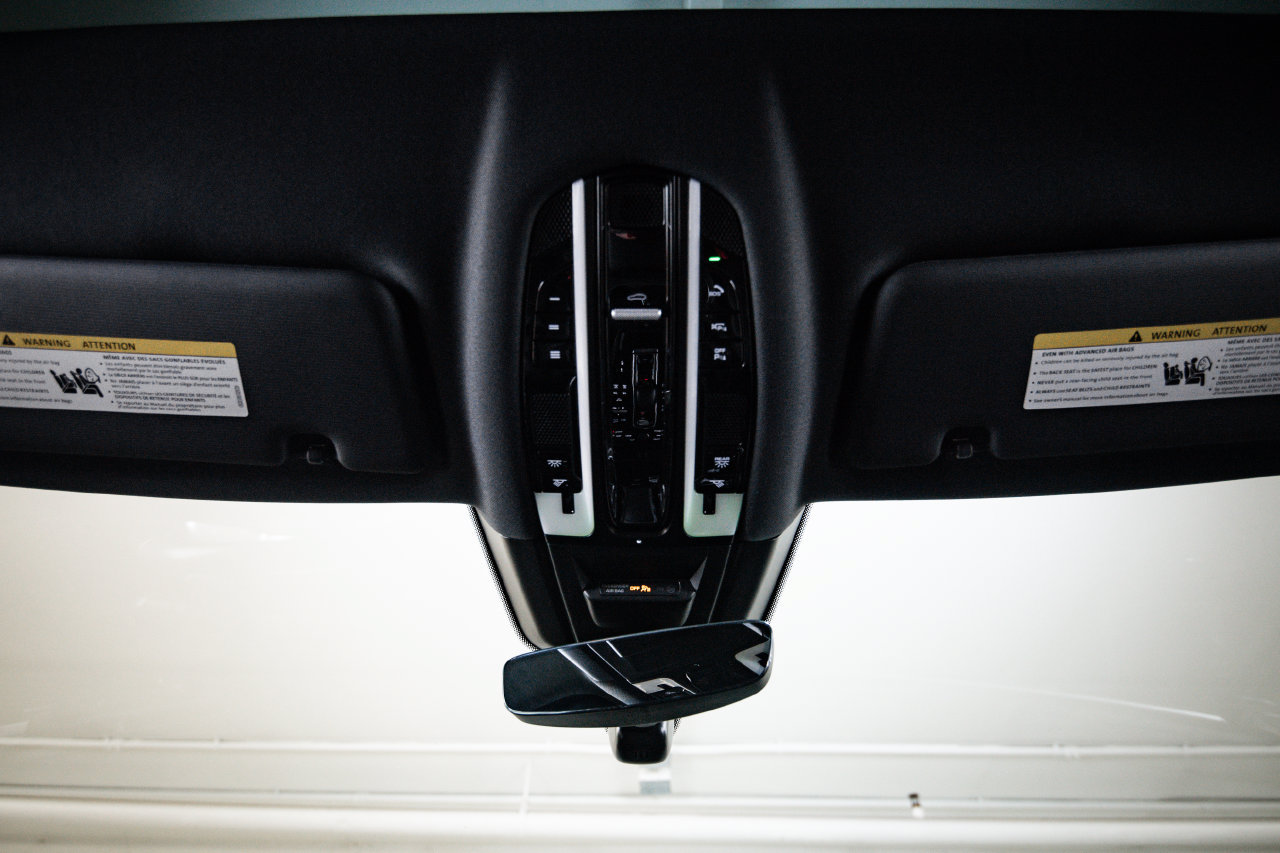 Certified 2023 Porsche Cayenne Platinum Edition AWD/4WD image 20