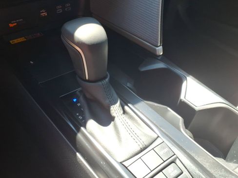 Certified 2025 Toyota Camry SE w/ Convenience Package FWD image 19