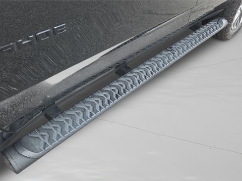 Used 2024 Chevrolet Tahoe Z71 w/ Luxury Package image 32