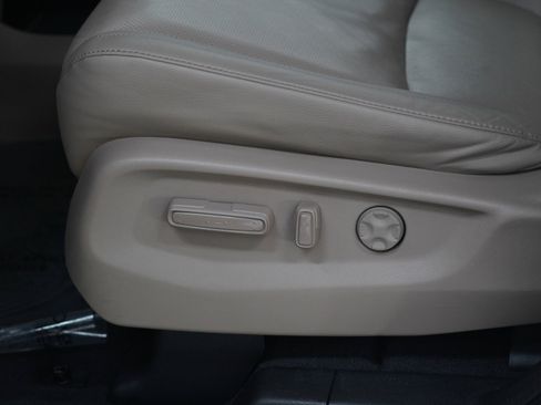 Used 2018 Honda Odyssey Elite image 26
