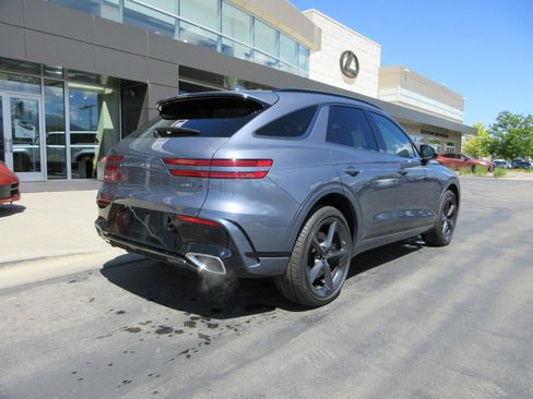 Used 2026 Genesis GV70 3.5T Sport Prestige AWD/4WD image 10