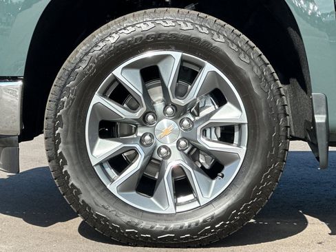 New 2026 Chevrolet Silverado 1500 LT w/ Safety Package AWD/4WD image 25