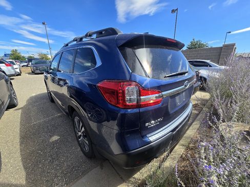 Used 2020 Subaru Ascent Limited w/ Technology Package AWD/4WD image 14