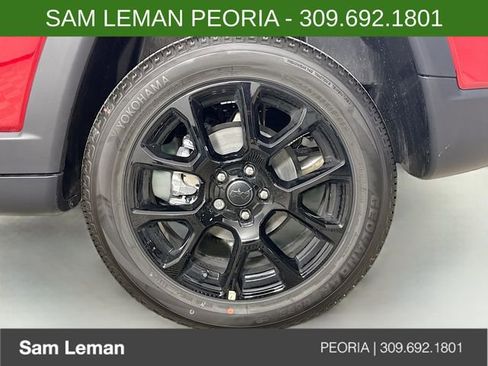 New 2026 Jeep Compass Latitude image 28