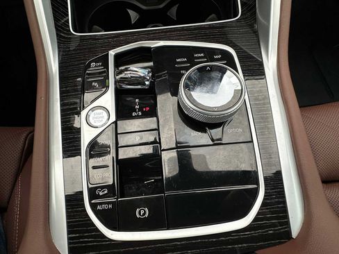 Used 2025 BMW X6 M60i image 44