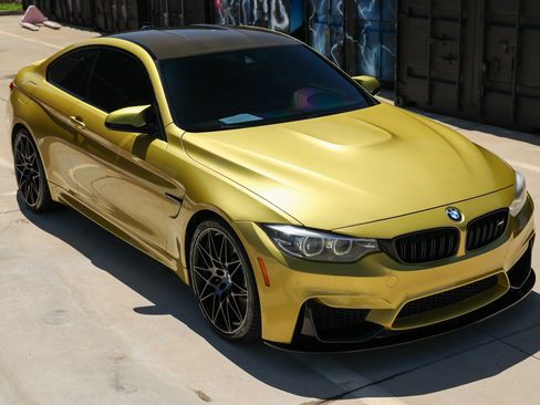 Used 2020 BMW M4 Coupe w/ Competition Package RWD image 19
