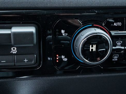 New 2026 Chevrolet Silverado 1500 LT Trail Boss w/ Convenience Package II image 29